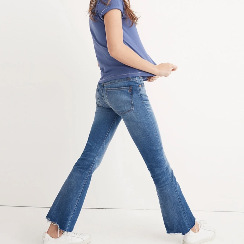 Madewell Cali Demi-boot Jeans Deconstructed Hem Edition in Size 29